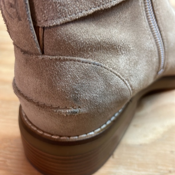 Cole Haan suede ankle boots size 8.5 - Picture 7 of 8